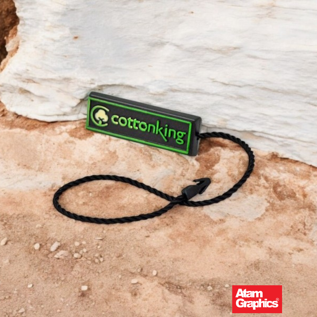 Custom Seal Tags: The Perfect Finishing Touch for Your Garment Accessories